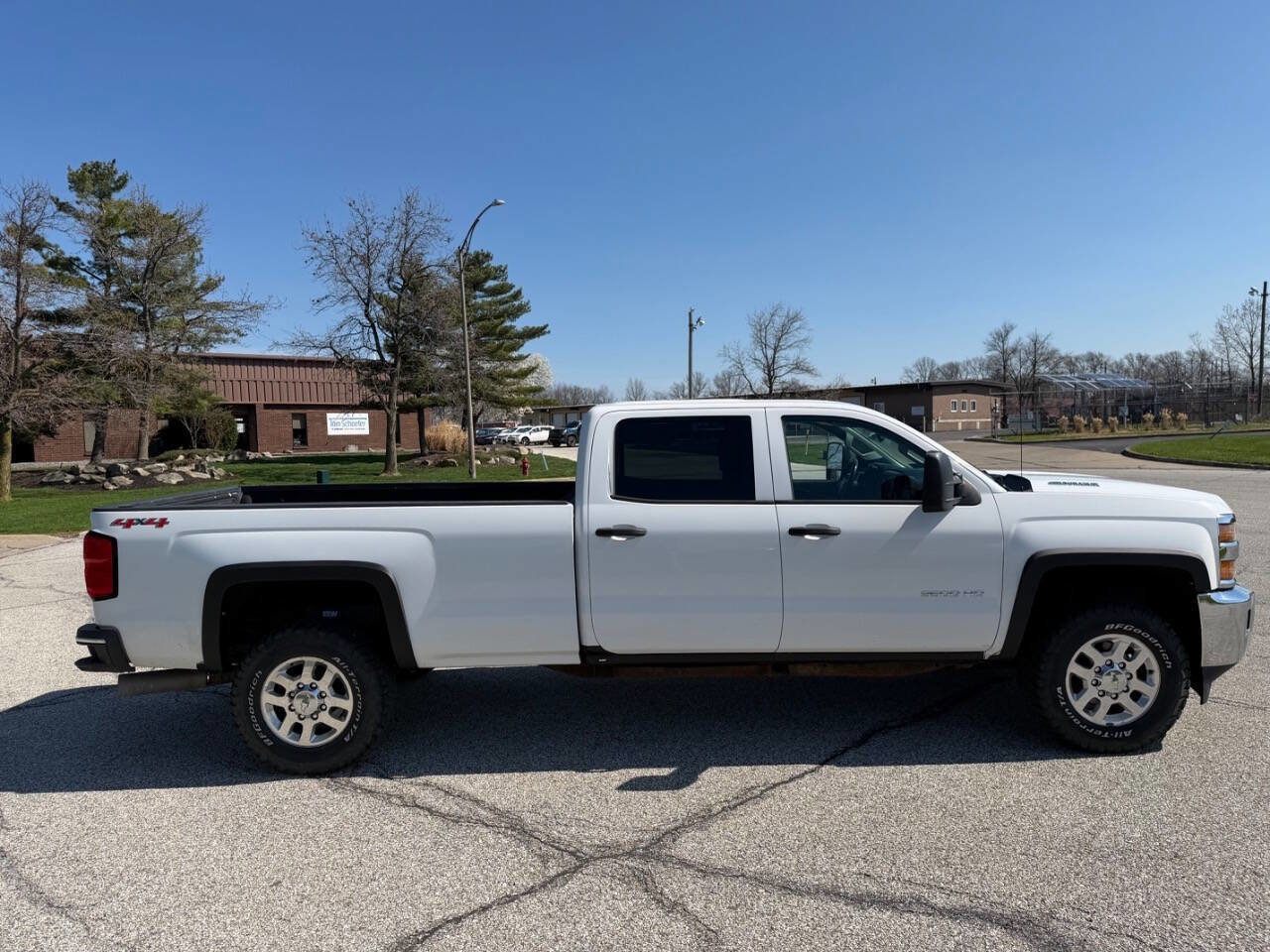 Used 2015 Chevrolet Silverado 3500 LT w/ LT Convenience Package AWD/4WD image 5