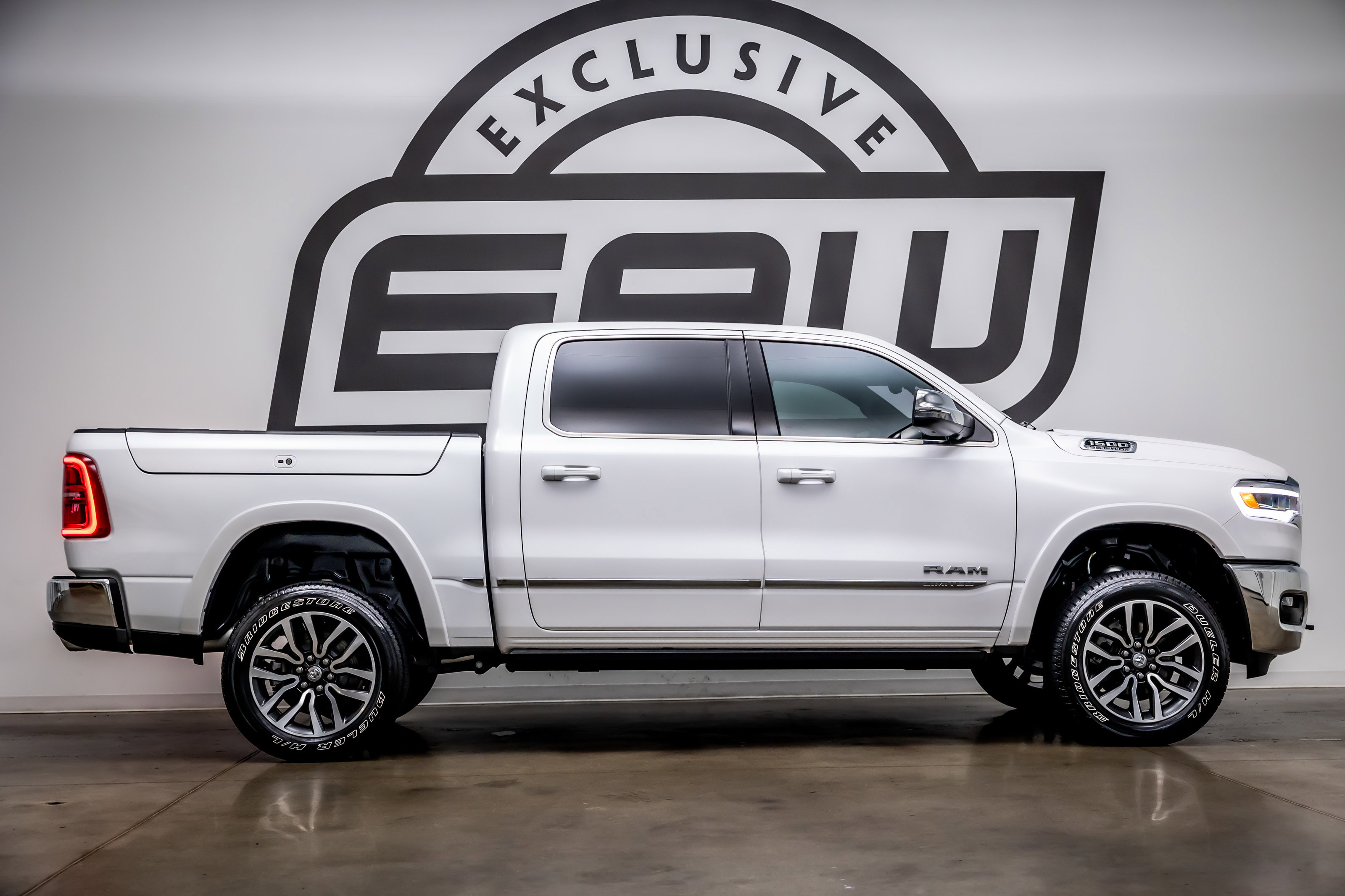 Used 2025 RAM 1500 Limited image 7