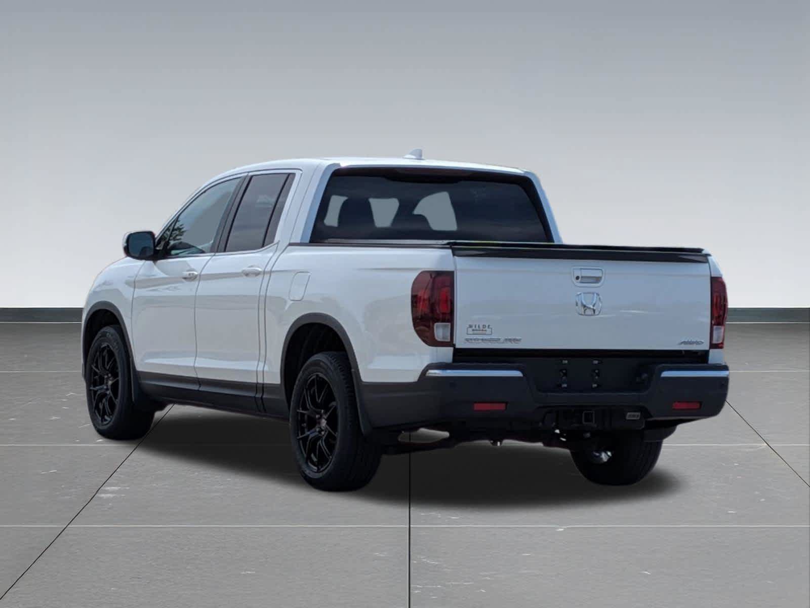 Used 2017 Honda Ridgeline RTL image 3