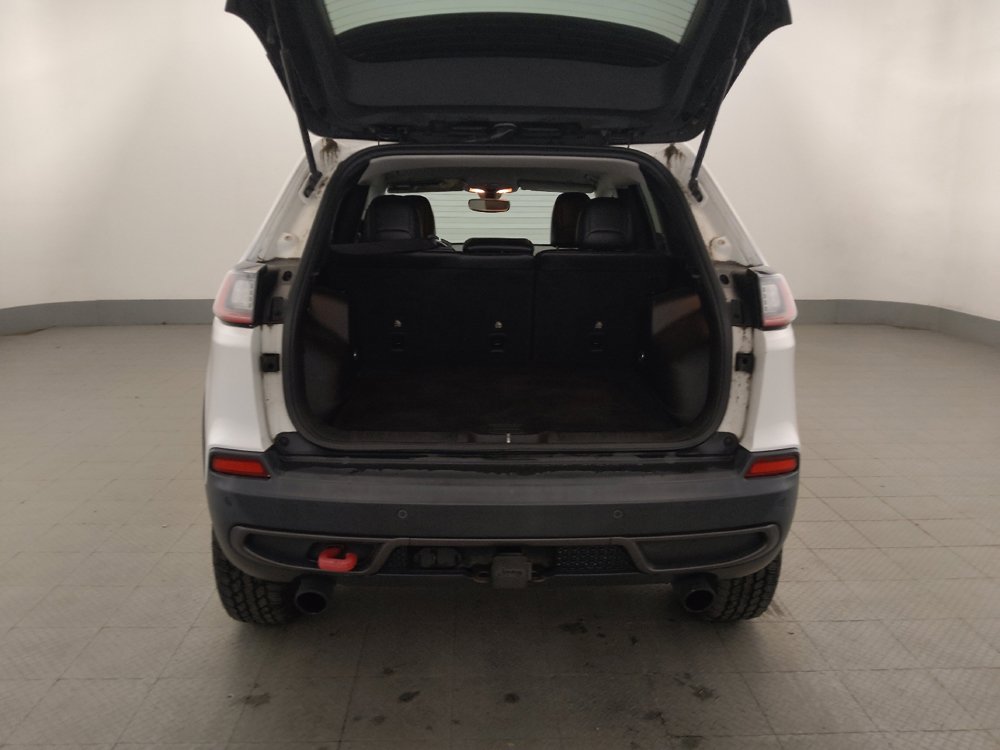 Used 2019 Jeep Cherokee Trailhawk AWD/4WD image 29