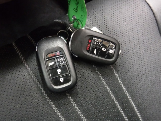 Certified 2024 Honda HR-V EX-L image 38