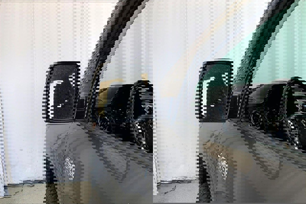 Used 2020 Toyota Tundra SR5 w/ SR5 Upgrade Package image 10