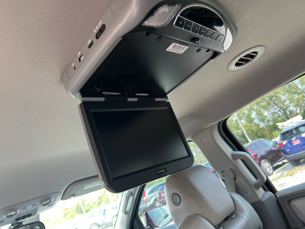 Used 2016 Chevrolet Traverse LTZ image 16