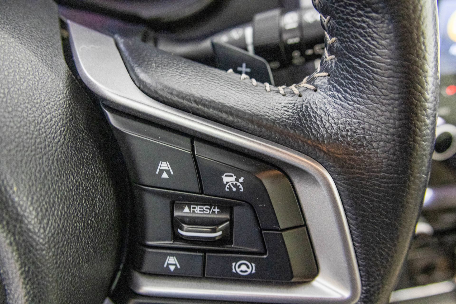 Used 2022 Subaru Ascent Premium w/ Convenience Package image 30