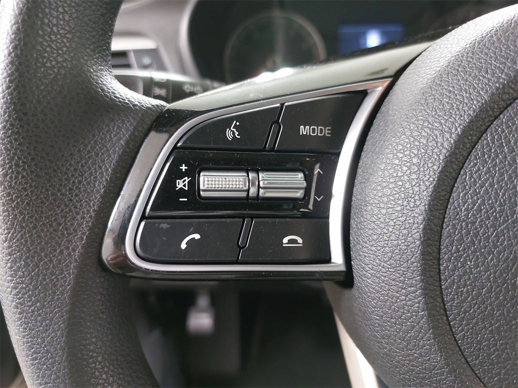 Used 2020 Kia Optima LX image 21