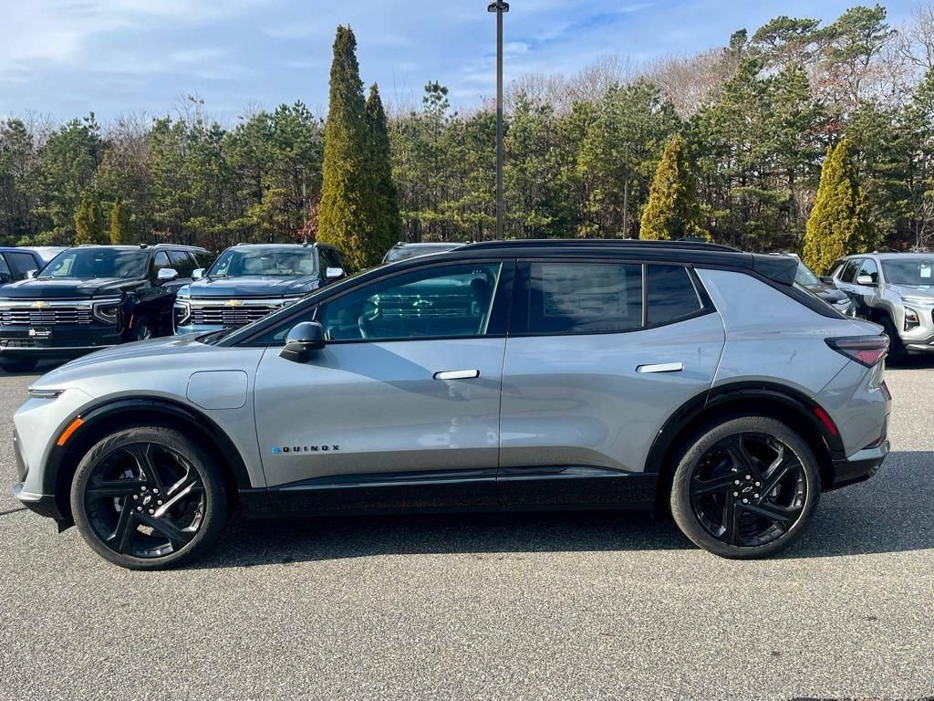 New 2026 Chevrolet Equinox EV RS w/ LPO, All-Weather Mat Package FWD image 2