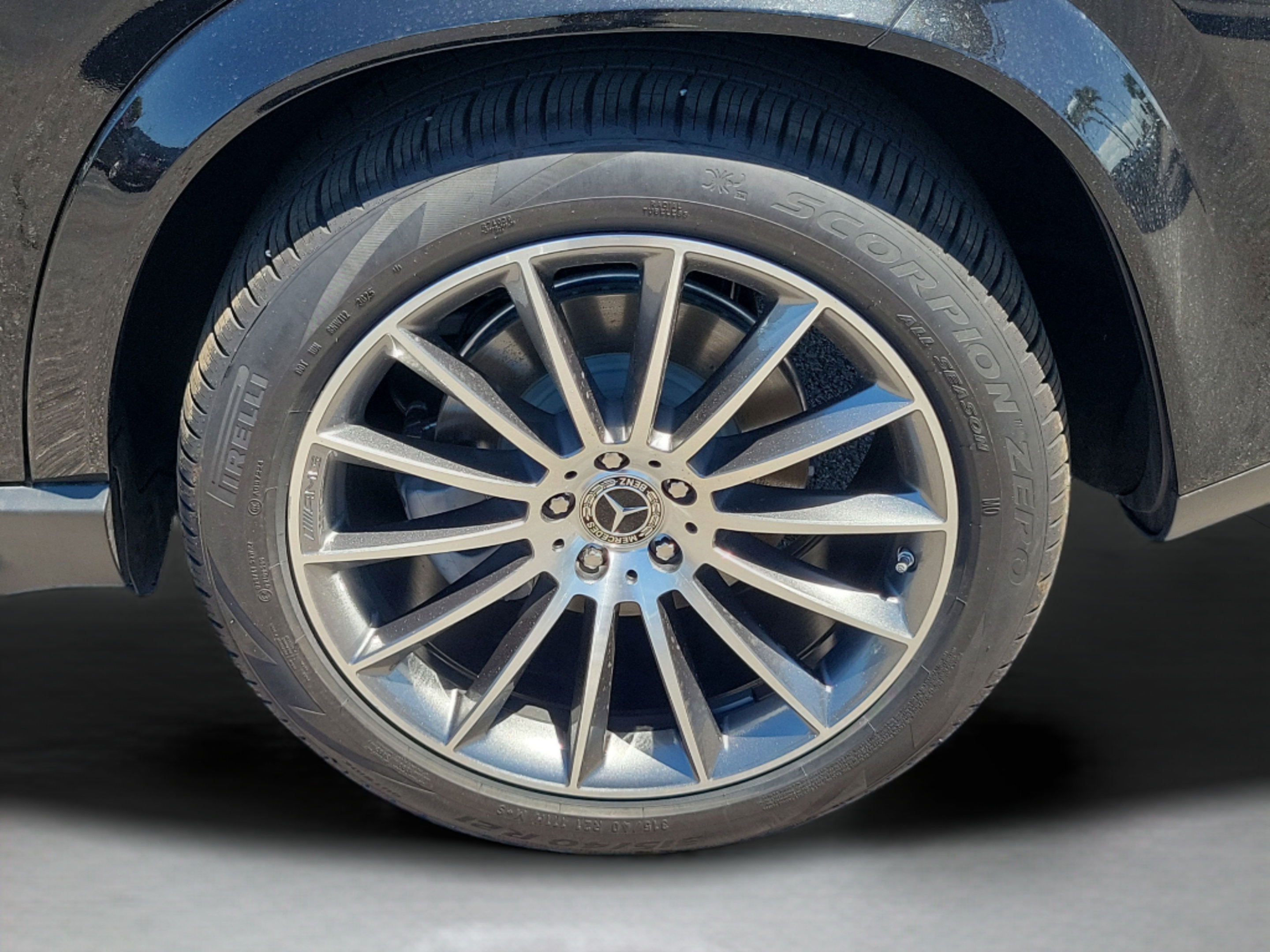 Certified 2026 Mercedes-Benz GLE 450 4MATIC image 3