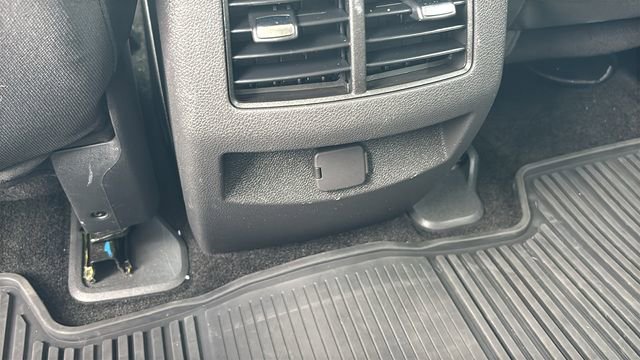 Used 2014 Ford Edge SEL image 8