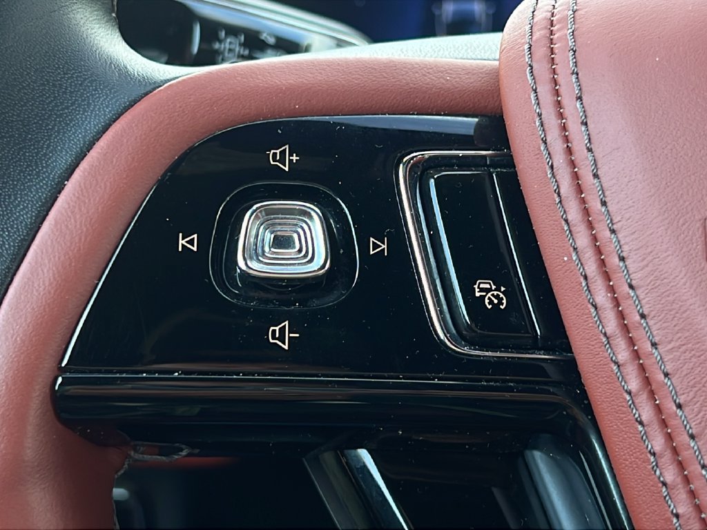 Used 2025 Lincoln Aviator Reserve w/ Luxury Package RWD image 21