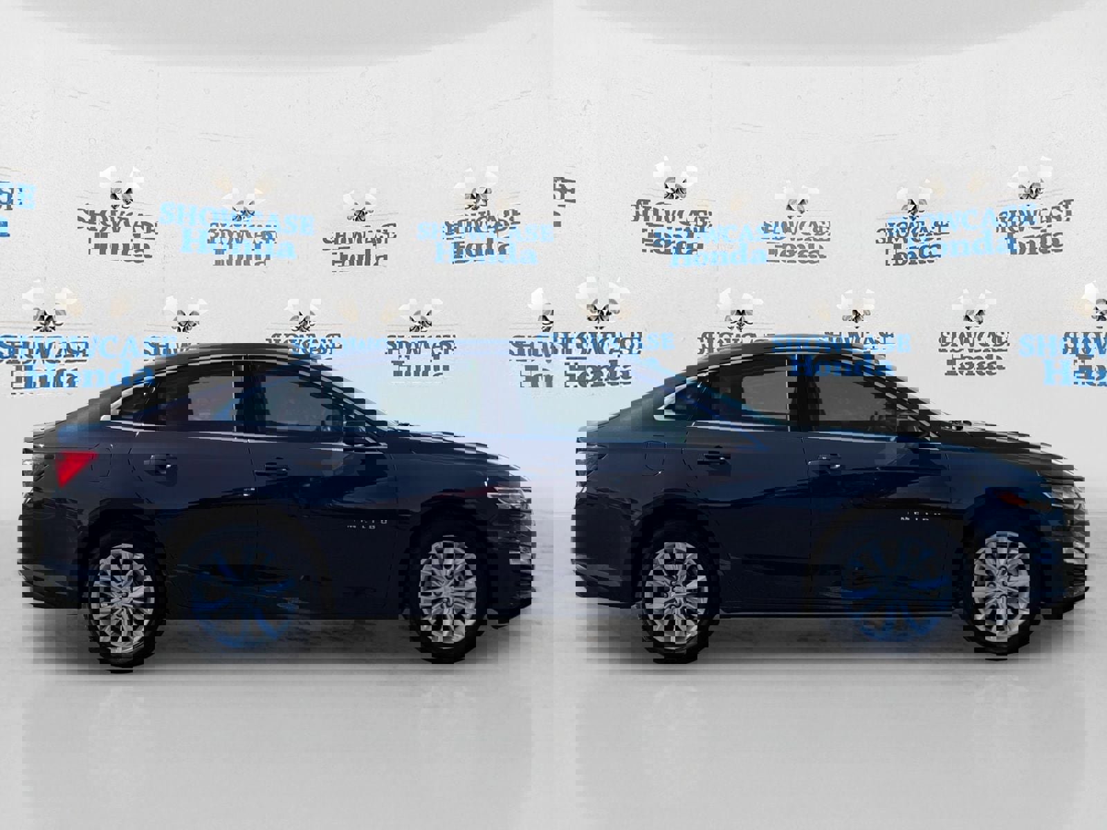 Used 2025 Chevrolet Malibu LT image 9