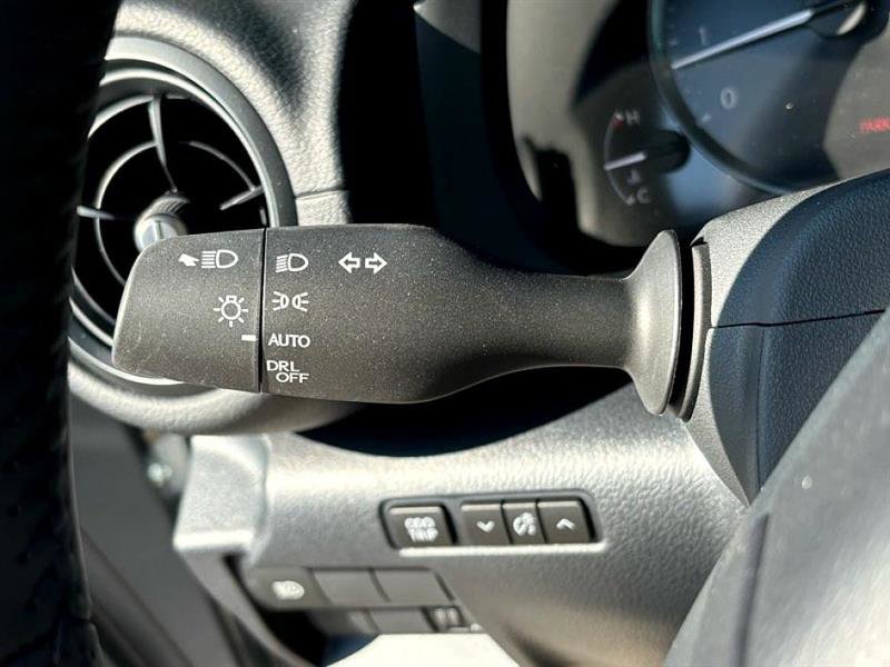 Used 2025 Lexus IS 350 F Sport image 29