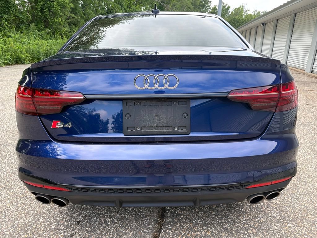 Used 2021 Audi S4 Premium Plus w/ Premium Plus Package AWD/4WD image 4
