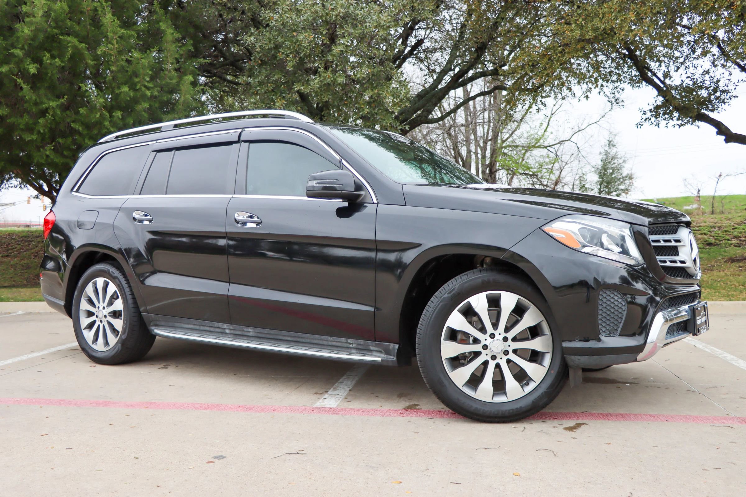 Used 2017 Mercedes-Benz GLS 450 4MATIC image 1