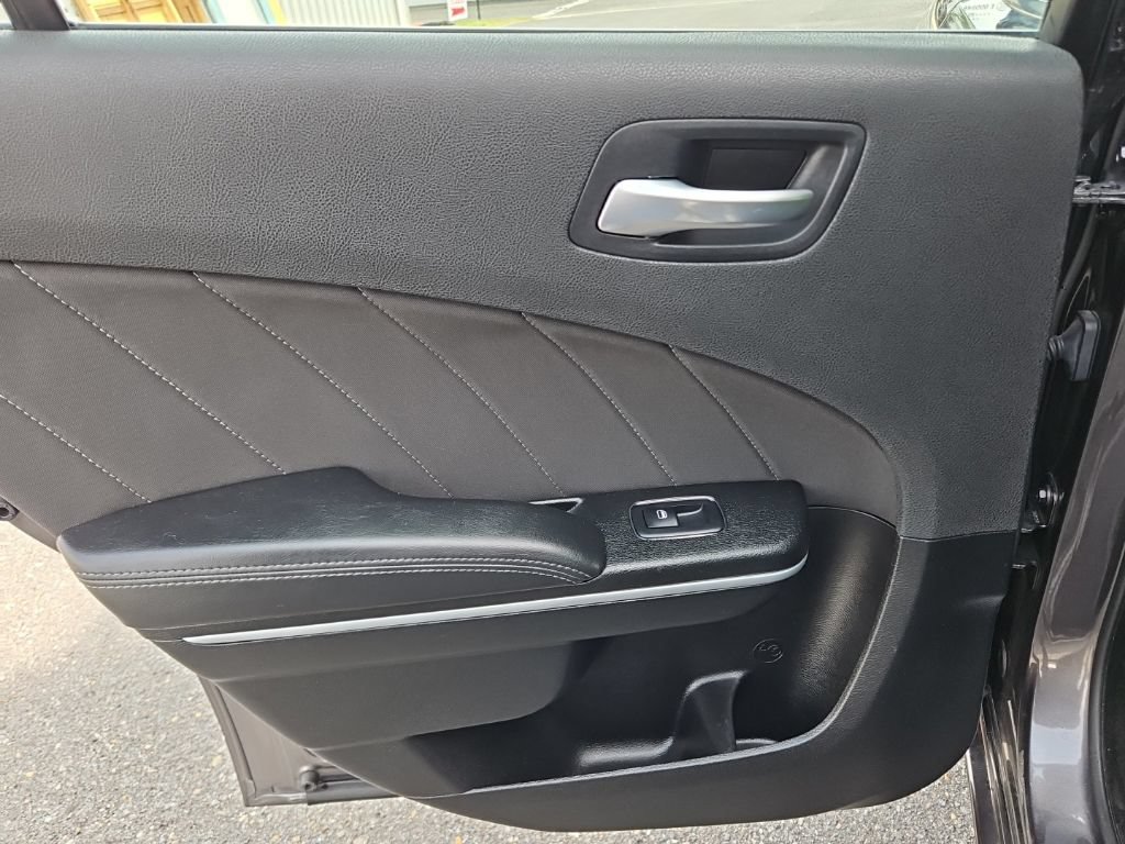 Used 2023 Dodge Charger SXT RWD image 26