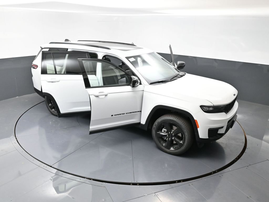 New 2025 Jeep Grand Cherokee L Limited w/ Black Appearance Package image 59