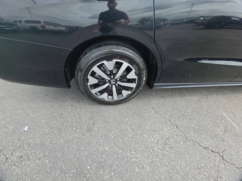 Used 2026 Honda Odyssey EX-L image 9