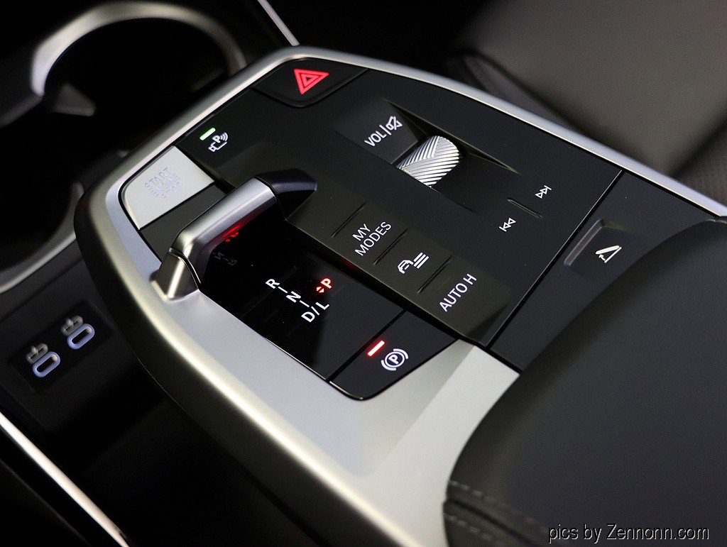 Certified 2025 BMW X1 xDrive28i image 23