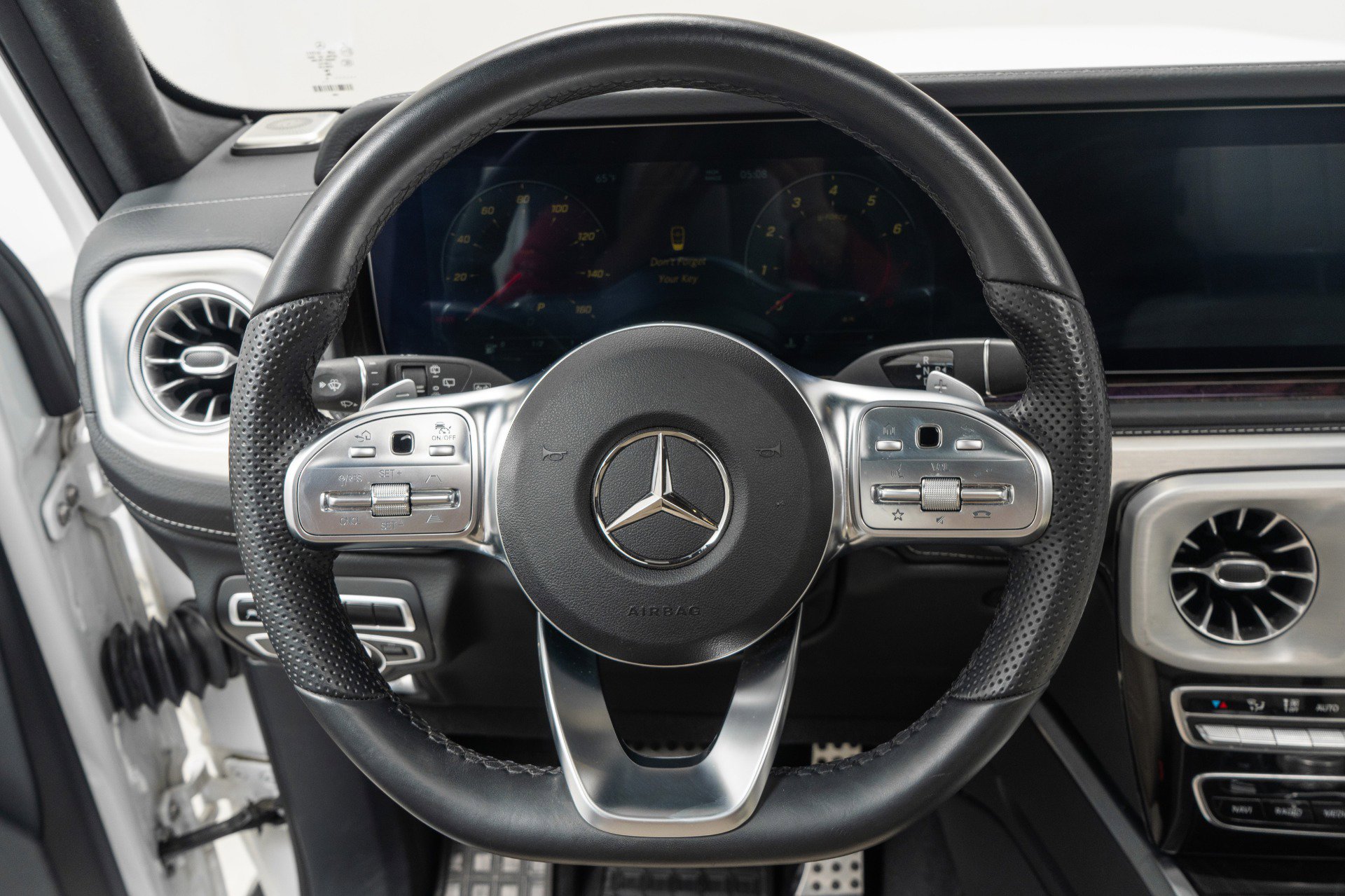 Used 2024 Mercedes-Benz G 550 image 15