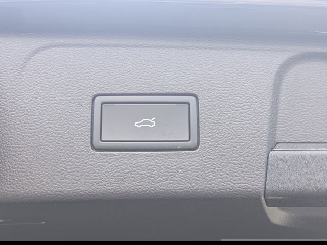 New 2026 Volkswagen Atlas SEL Premium R-Line image 14