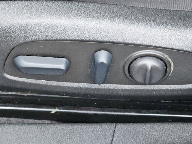 Used 2023 Chevrolet Malibu LT image 14