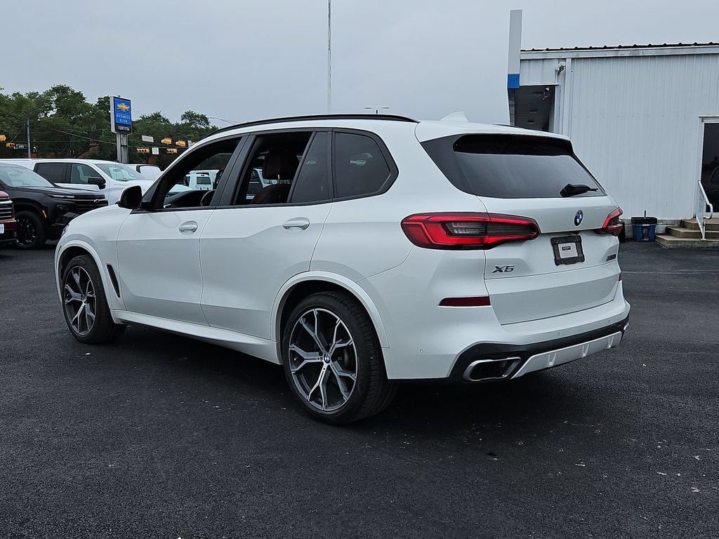Used 2019 BMW X5 xDrive50i w/ M Sport Package AWD/4WD image 15