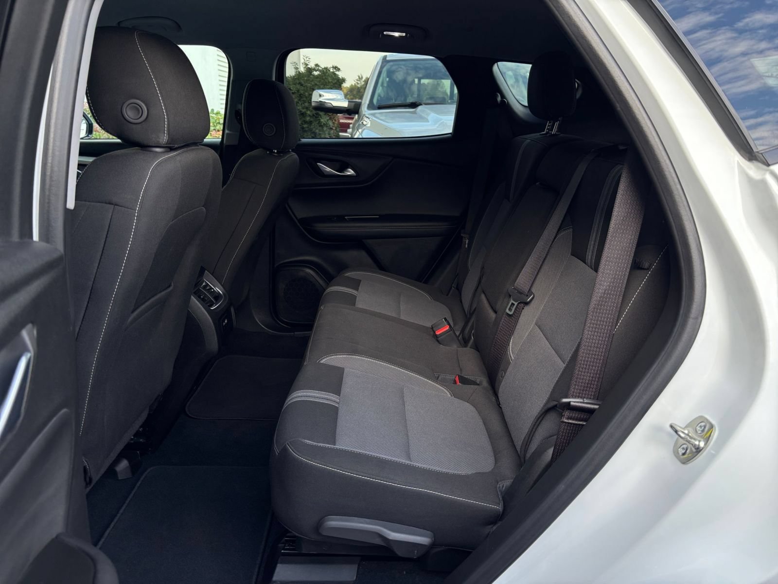 Used 2026 Chevrolet Blazer LT FWD image 26