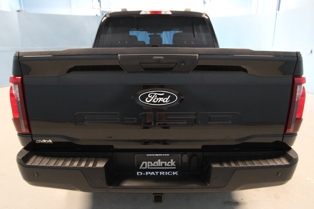 Used 2024 Ford F150 XLT w/ XLT Black Appearance Package RWD image 30