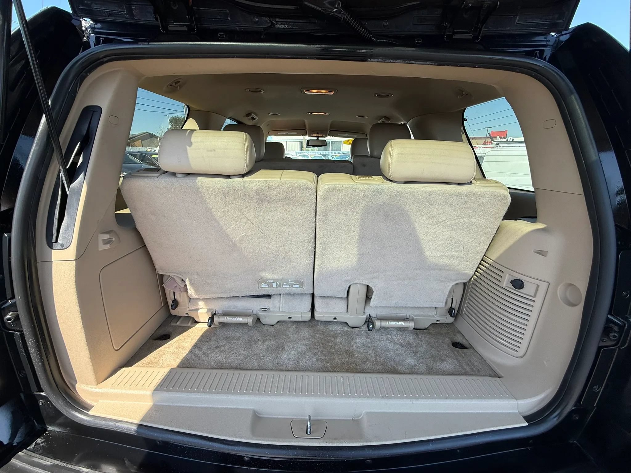 Used 2012 GMC Yukon SLT AWD/4WD image 7