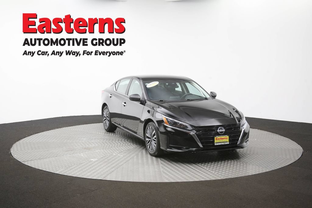 Used 2025 Nissan Altima 2.5 SV FWD image 48