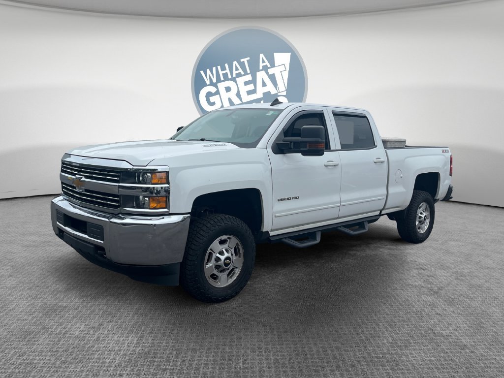 Used 2015 Chevrolet Silverado 2500 LT AWD/4WD image 8