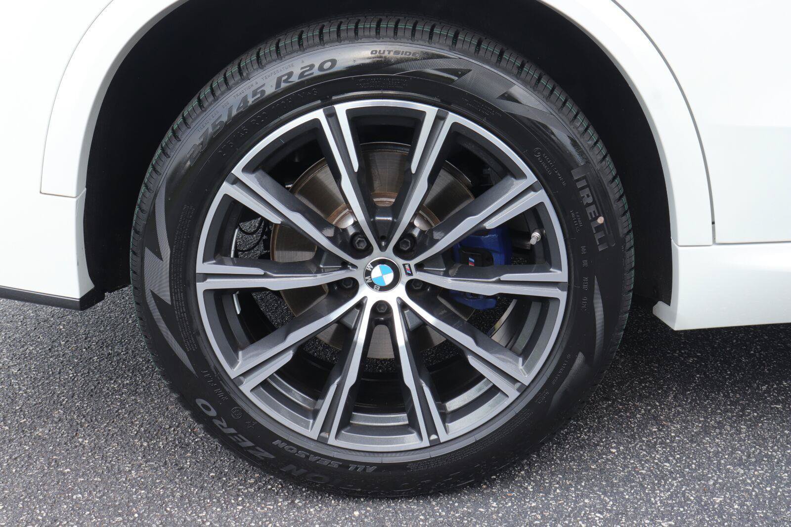Used 2024 BMW X5 xDrive40i w/ M Sport Package AWD/4WD image 48
