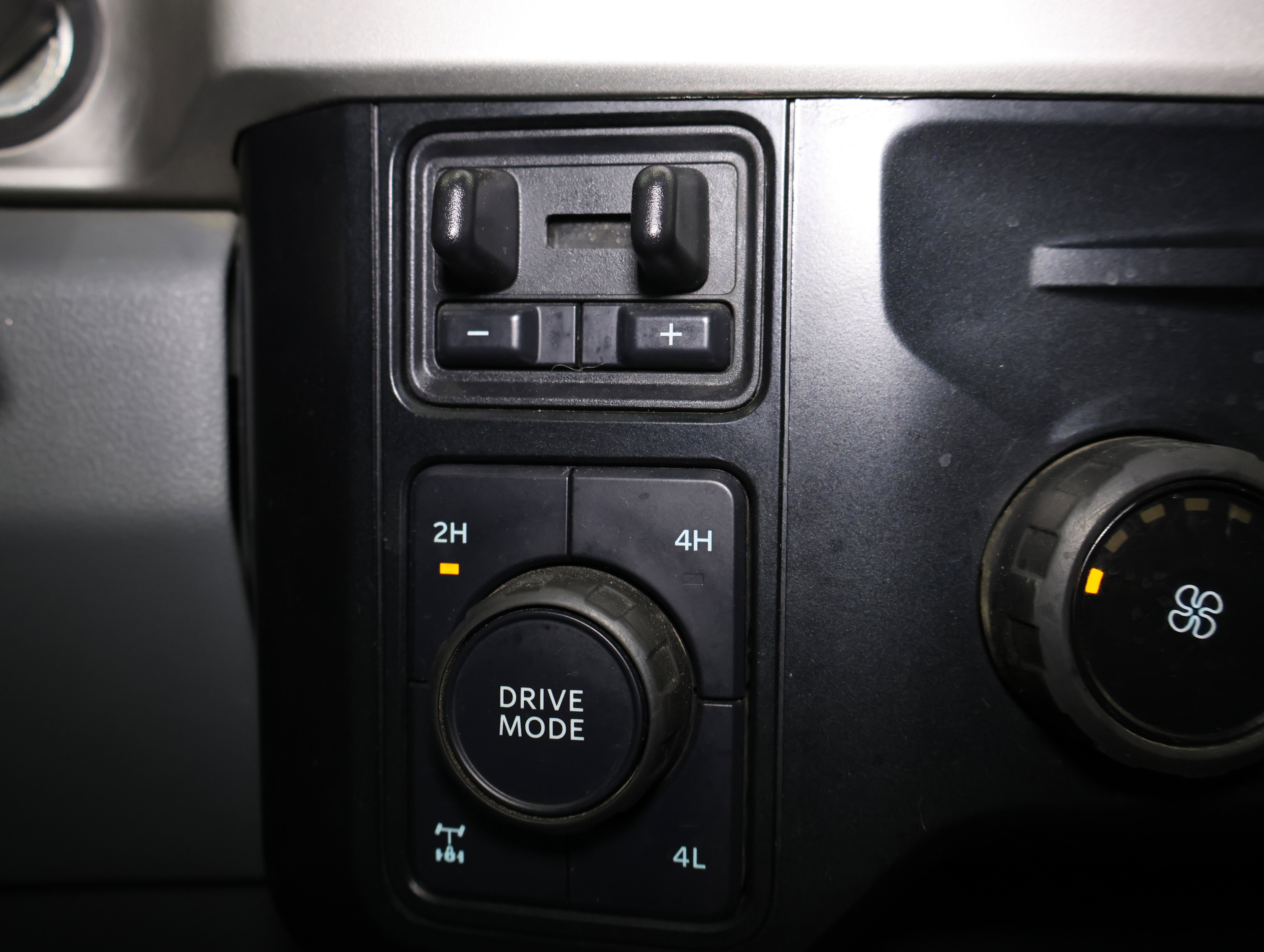 Used 2023 Ford F250 XLT w/ FX4 Off-Road Package image 44