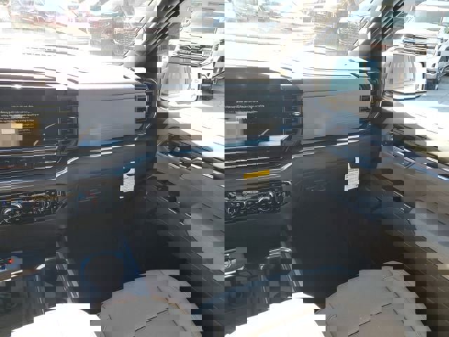 New 2026 GMC Sierra 1500 SLT w/ SLT Premium Plus Package image 17