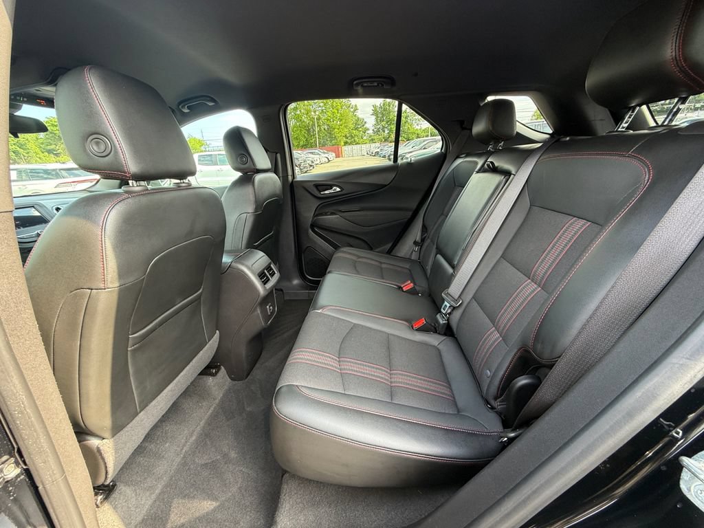 Used 2023 Chevrolet Equinox RS AWD/4WD image 21