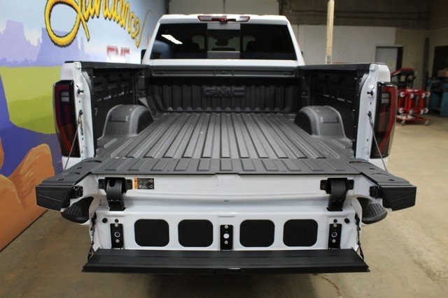 New 2026 GMC Sierra 2500 AT4 w/ Technology Package image 6