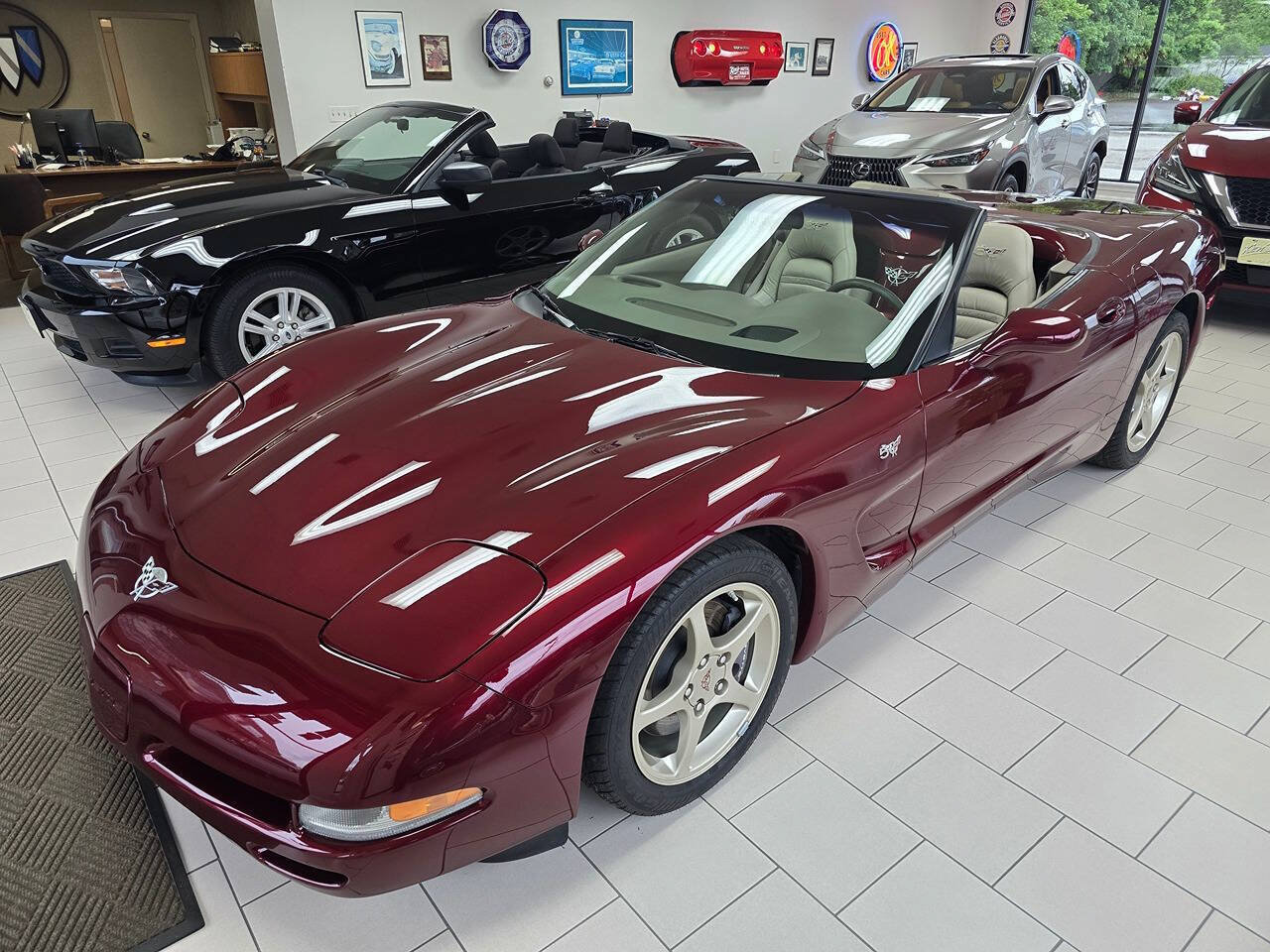 Used 2003 Chevrolet Corvette Convertible w/ Preferred Equipment Group1