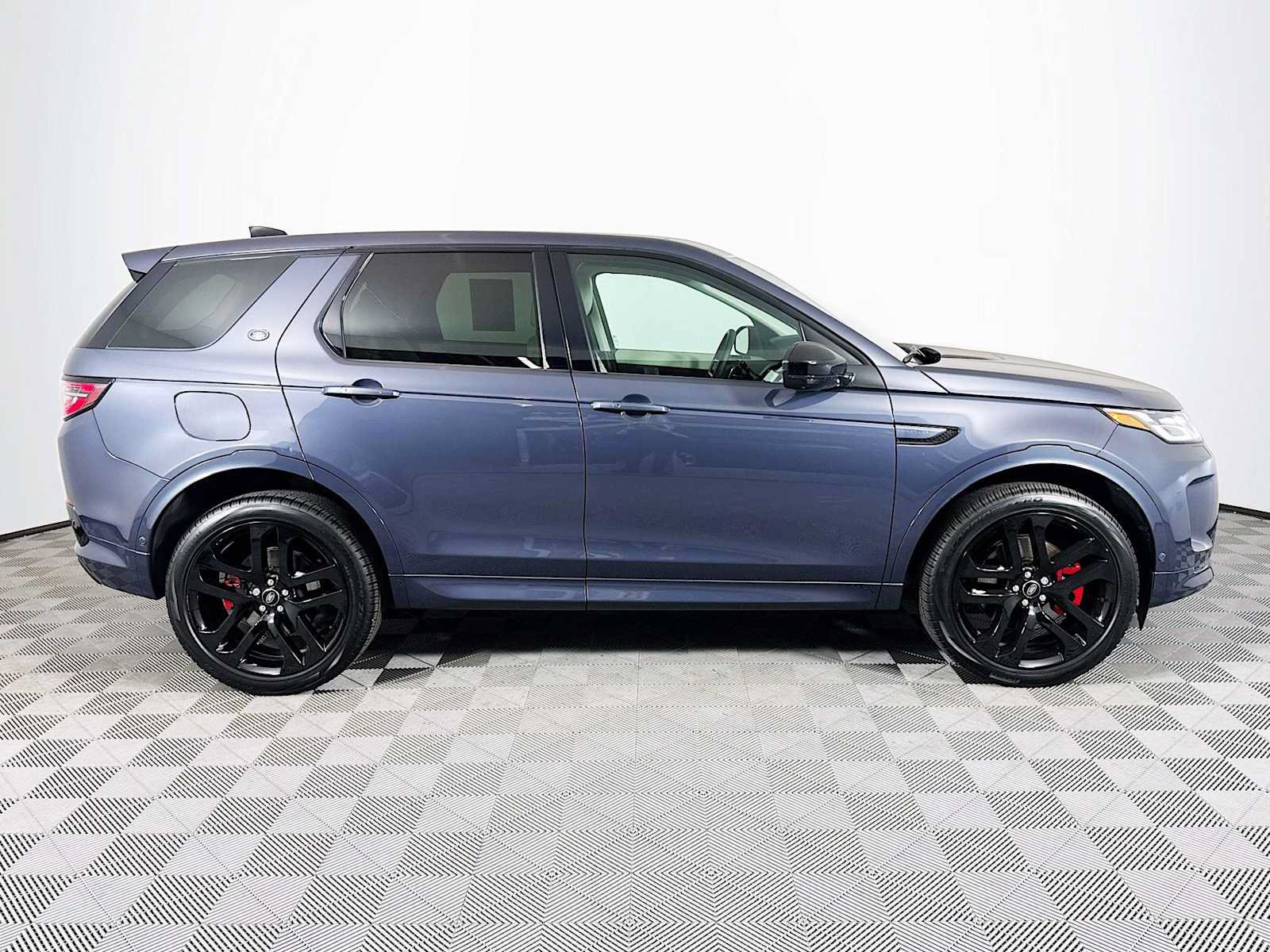 Certified 2024 Land Rover Discovery Sport S AWD/4WD image 3