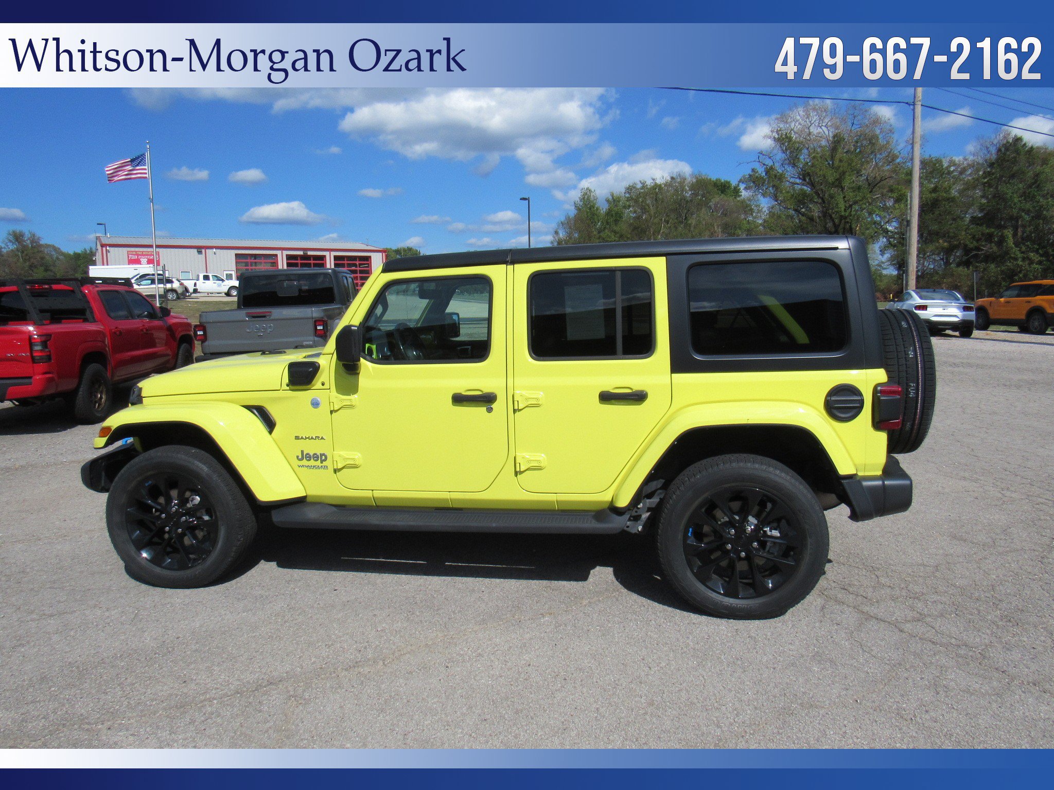 Used 2022 Jeep Wrangler Unlimited Sahara w/ Cold Weather Group AWD/4WD image 8