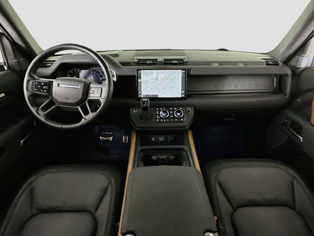 Used 2023 Land Rover Defender 110 X AWD/4WD image 10