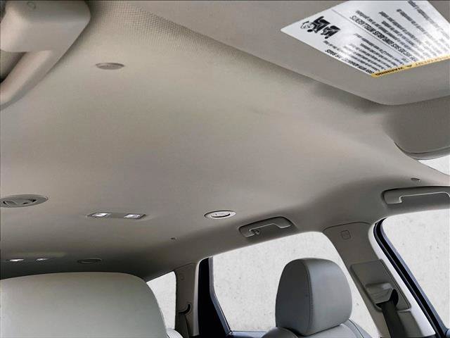 Used 2024 Buick Enclave Essence FWD image 17