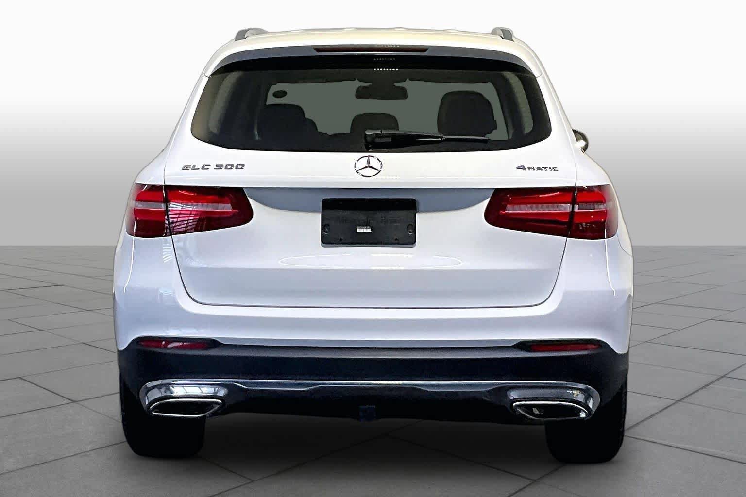 Used 2017 Mercedes-Benz GLC 300 4MATIC image 5