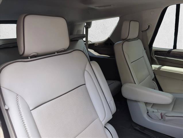 Used 2023 GMC Yukon Denali w/ LPO, Floor Liner Package AWD/4WD image 23