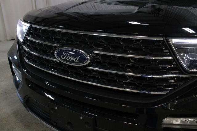 Used 2023 Ford Explorer XLT w/ Equipment Group 202A AWD/4WD image 33