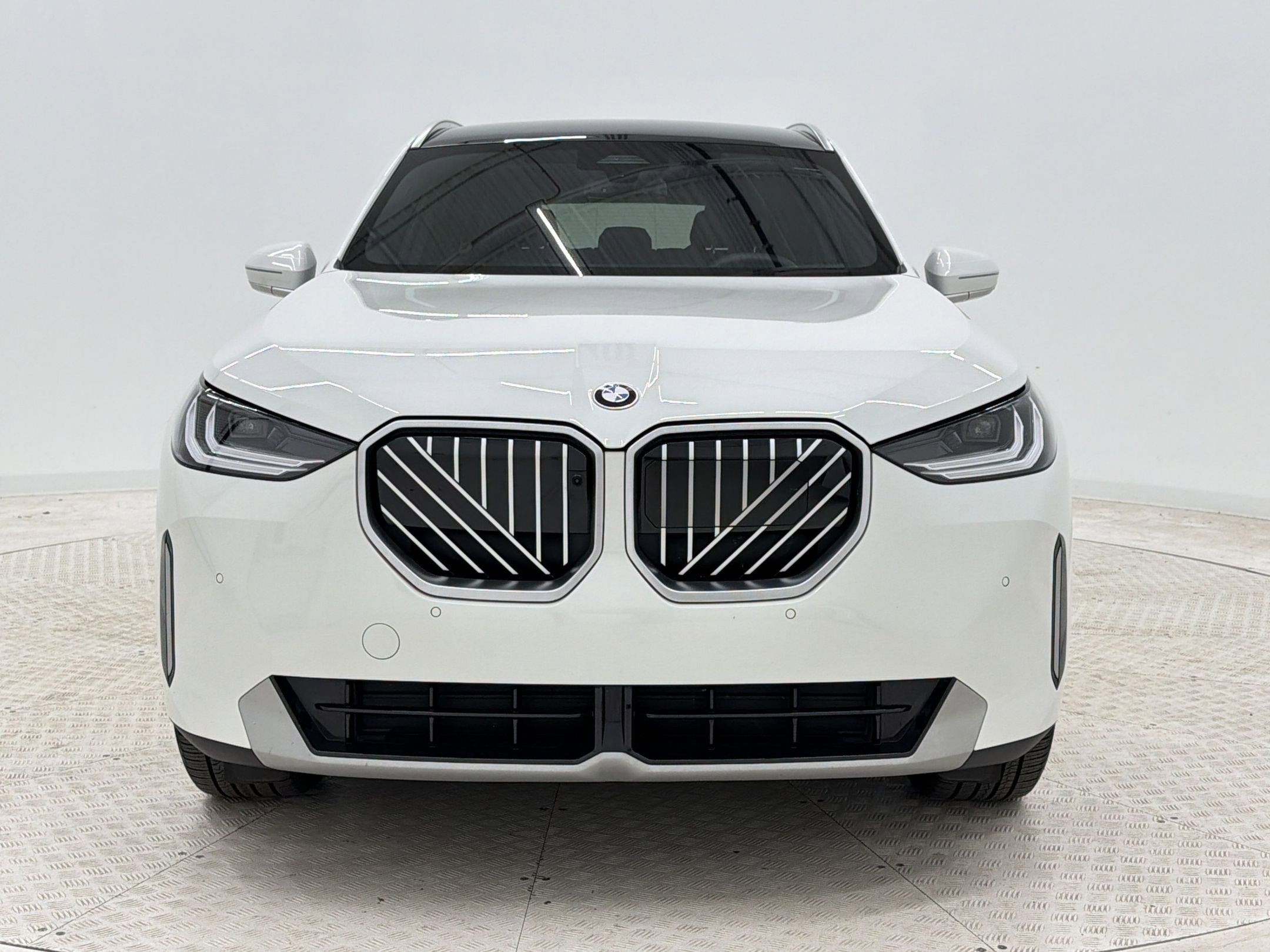 Certified 2025 BMW X3 xDrive30i w/ Premium Package AWD/4WD image 6