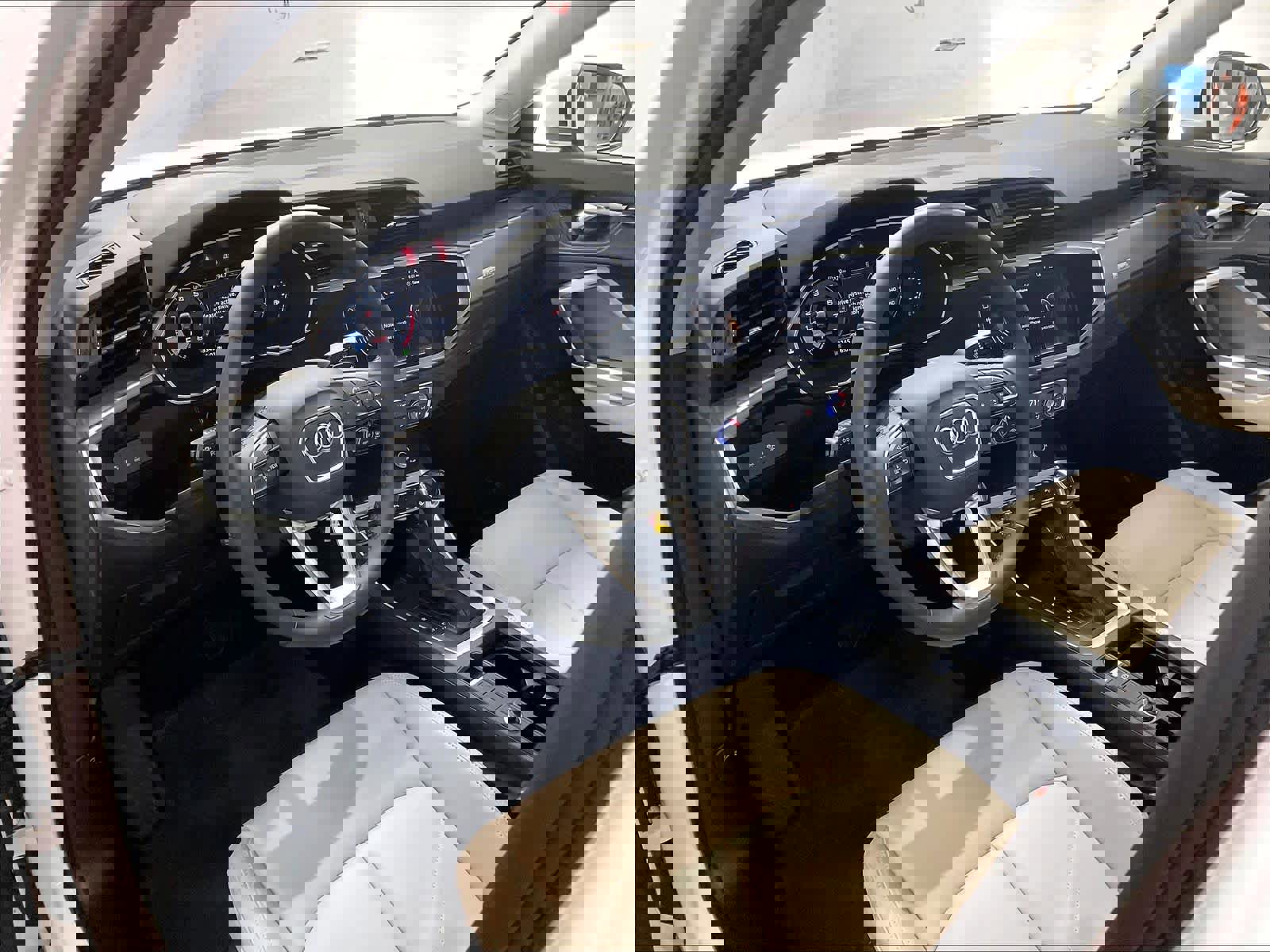 Certified 2025 Audi Q3 2.0T Premium image 15