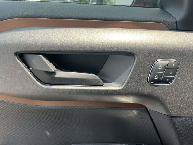 New 2026 Ford Bronco Sport Outer Banks w/ Outer Banks Tech Package+ AWD/4WD image 12