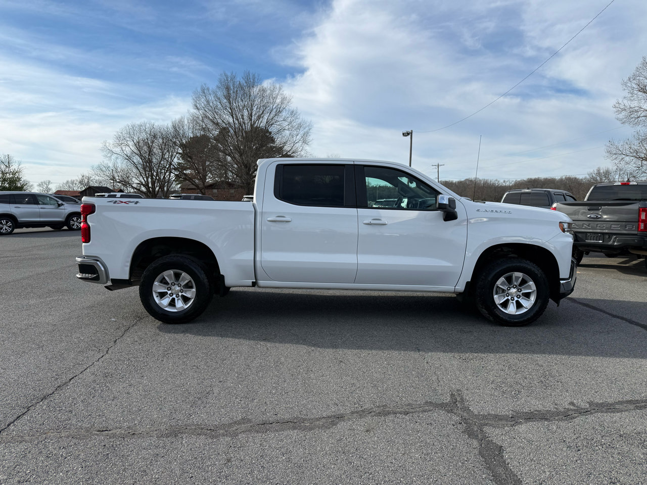 Used 2021 Chevrolet Silverado 1500 LT w/ Bed Protection Package AWD/4WD image 8