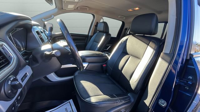 Used 2019 Nissan Titan PRO-4X image 17