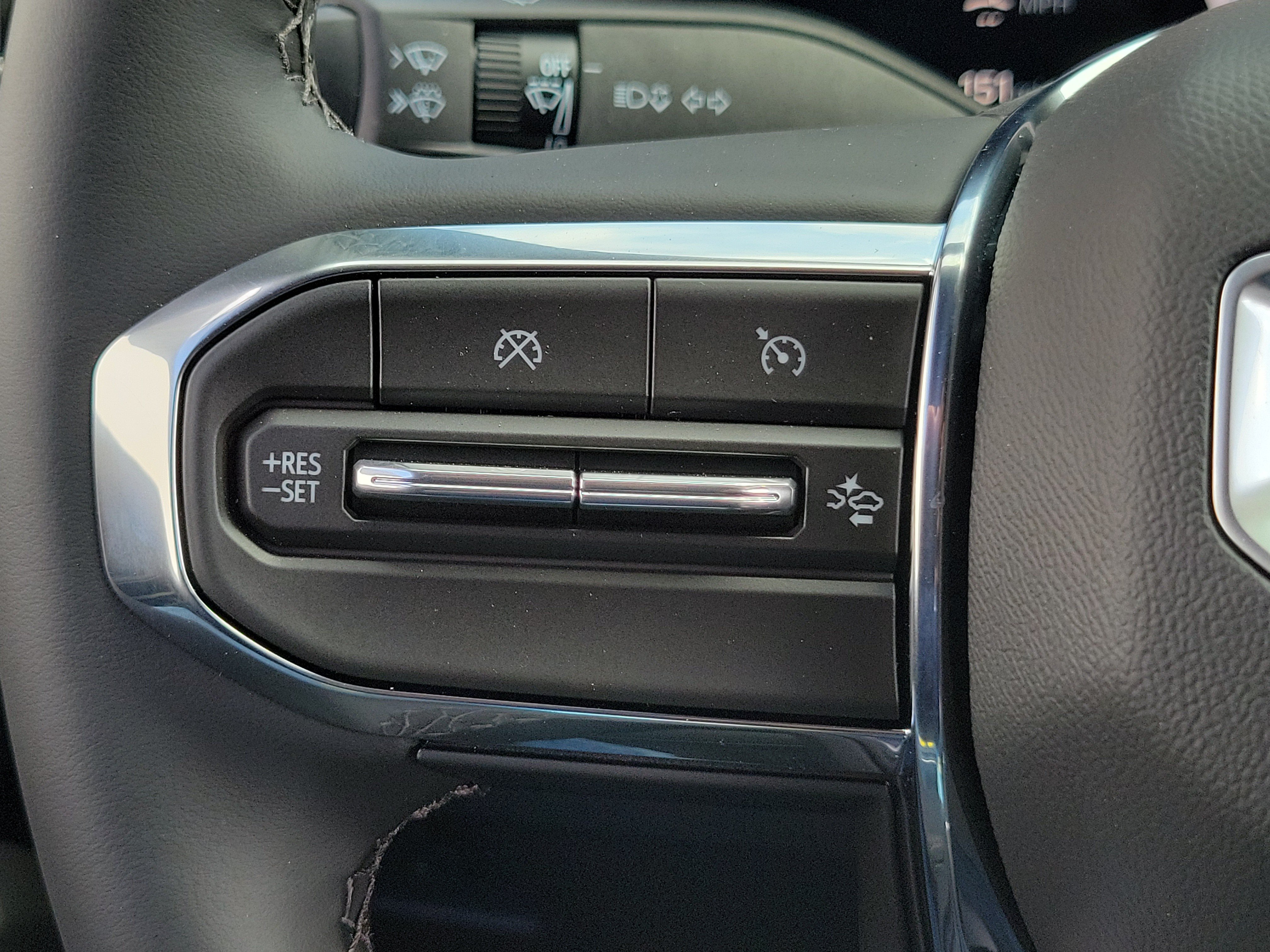 New 2026 GMC Canyon Elevation w/ Convenience Package RWD image 24