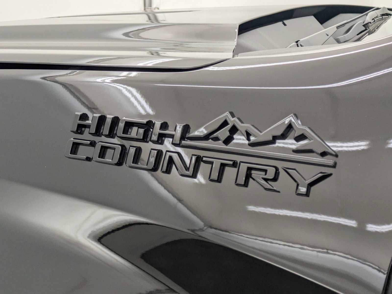 New 2026 Chevrolet Silverado 1500 High Country w/ Midnight Edition image 11